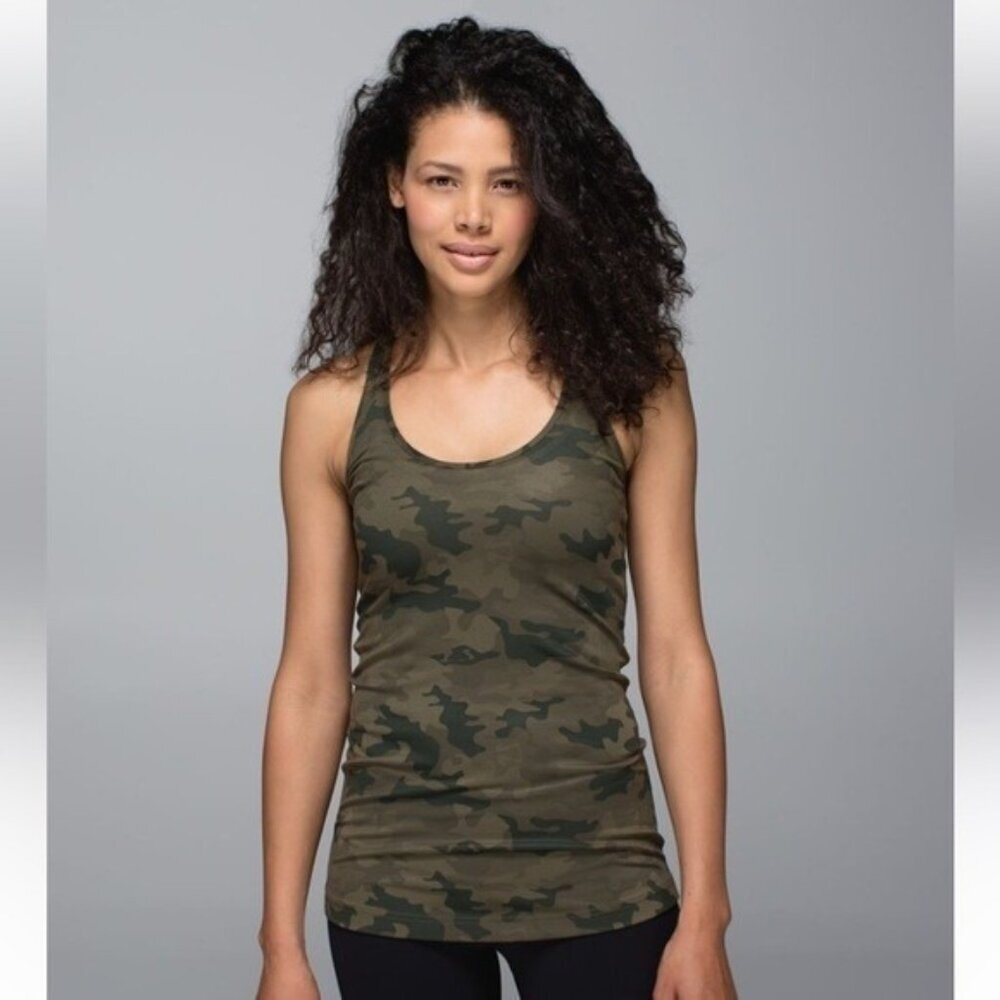 Lululemon Cool‎ Racerback Tank Camo Green Stretch Fitted Active Sz 6